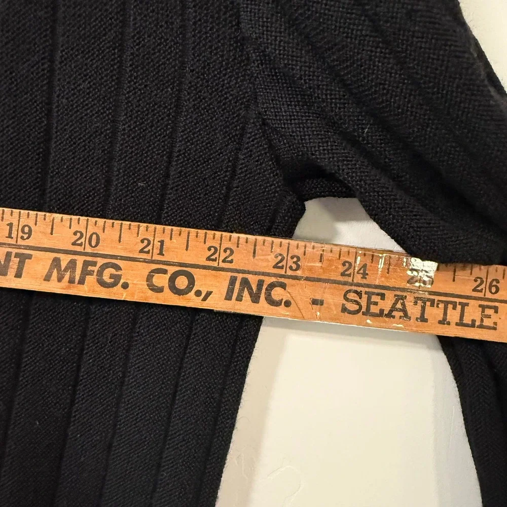 Peru Unlimited Mens Quarter Zip Sweater Large Black Excellent Baby Alpaca Wool
